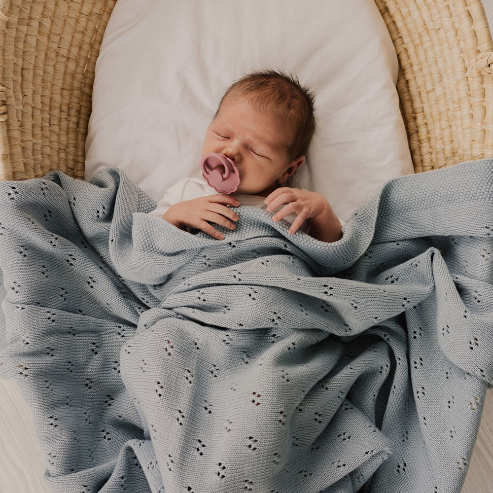 Heirloom Blanket Scalloped Edge